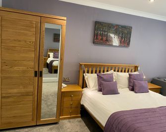 Exeter Court Hotel - Exeter - Bedroom