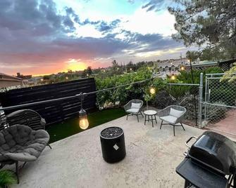 Palm Paradise, Private Studio\n - Hesperia - Balcony