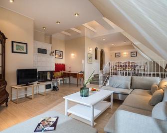 لورجيرهاوس آم راتهاوس - نوردرني - غرفة معيشة