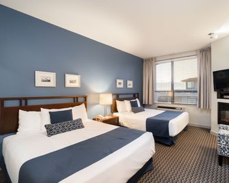 Ocean Promenade Hotel - White Rock