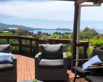 Abel Tasman Walk Something Special - Kaiteriteri - Balcony