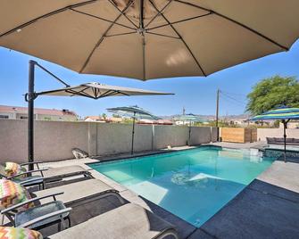 Central Lake Havasu City House Grill and EV Charger - Lake Havasu City - Pool