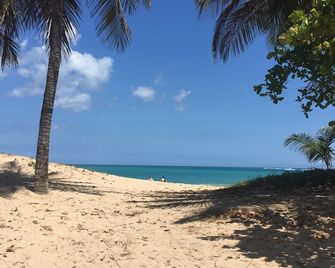 Red Door Inn - סן חואן - חוף