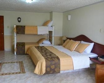 Hotel San Nicolas - Bucaramanga - Bedroom