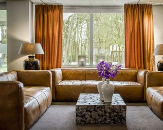 Fletcher Hotel-Restaurant Boschoord - Oisterwijk - Living room