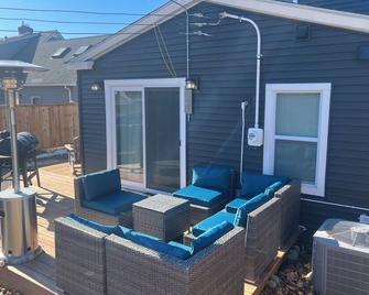 Cozy 3BD Retreat with Plenty Space for Family & Friends! - Minneapolis - Pati