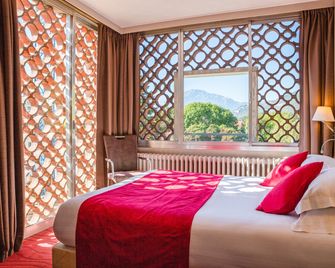 Hôtel Les Trois Roses, Meylan Grenoble - Corenc