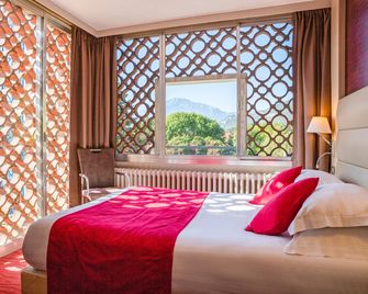 Hôtel Les Trois Roses, Meylan Grenoble - Corenc