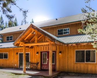 DiamondStone Guest Lodges - La Pine - Edificio