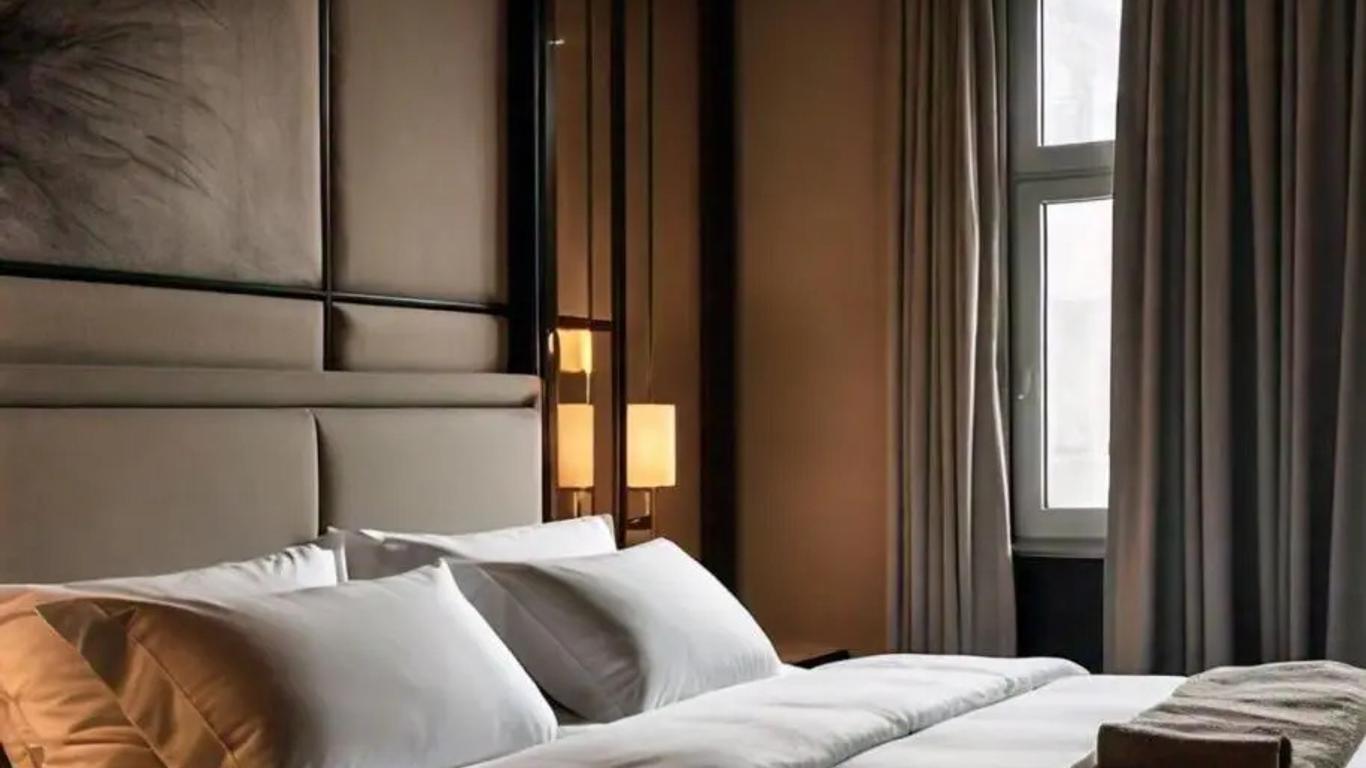 Dream Palace Hotel