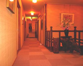Taiya Ryokan - Matsusaka - Hallway