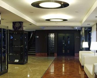 Blanco Hotel Spa - Navia - Lobby