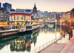 Elegante y Recién Reformado en Abando - Bilbao - Outdoor view