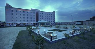 Palms Lily Hotel Suites - Hofuf - Building