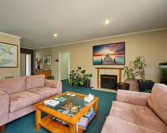Awatea Country B&B - Kaikoura - Living room