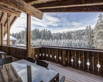 Priva Alpine Lodge Lenzerheide - Vaz/Obervaz - Balcón