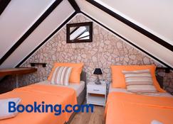 Apartments & Rooms As - Vis - Slaapkamer