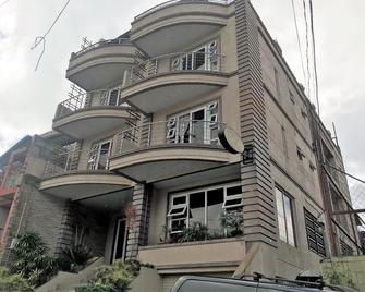 Rl Veranda Suite - Baguio - Edificio