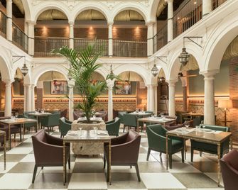 Palacio Solecio, a Small Luxury Hotel of the World - Малага - Ресторан