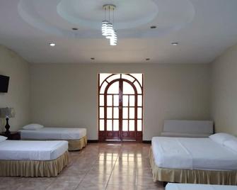 Hotel Dalinky Numeró 2 - San Jorge - Bedroom