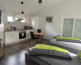 Neu! Ferienhaus Schwedt - Schwedt - Kitchen