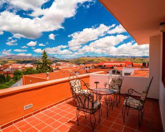 Hotel Villa Antigua - Sucre - Balcony