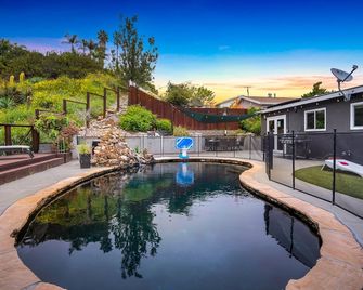 5 minutes to San Diego Zoo w/pool - The San Diego Poolside Paradise - San Diego - Pool