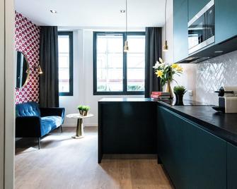 Yays Paris Issy - Paris - Front desk
