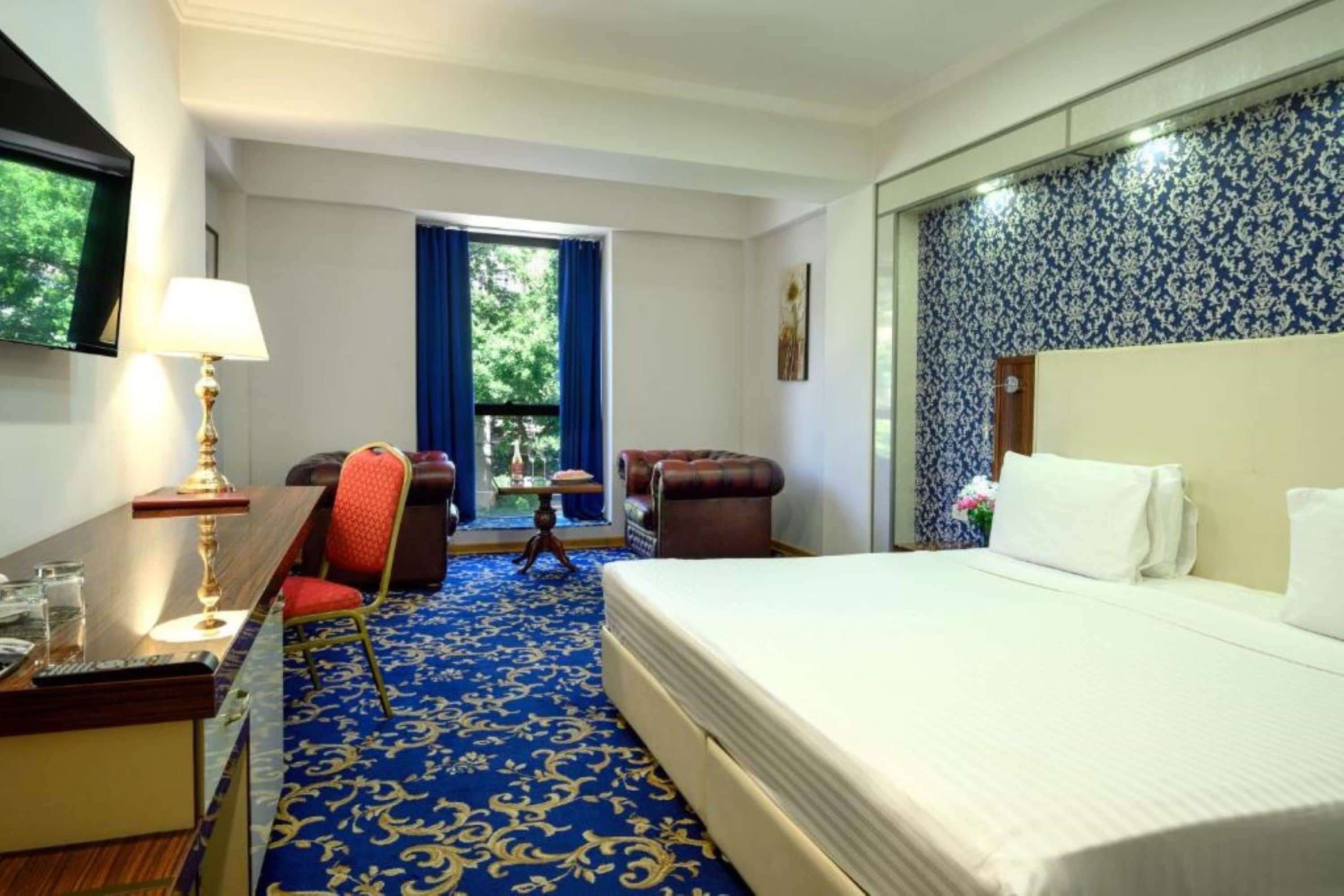 Royal Plaza by Stellar Hotels, Yerevan - ירבאן