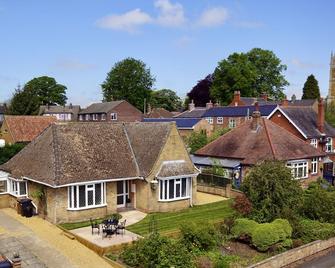Vale View Scalford - Melton Mowbray - Building