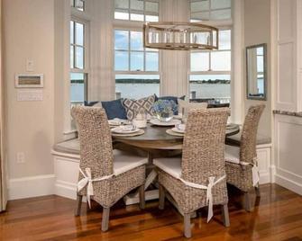 The Beachfront Estate, 360 Ocean Views, 5700 sqft - Mattapoisett - Dining room