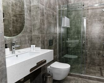 Aston Hotel - Aqtau - Bad