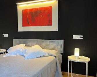 Apartamentos León - León - Bedroom