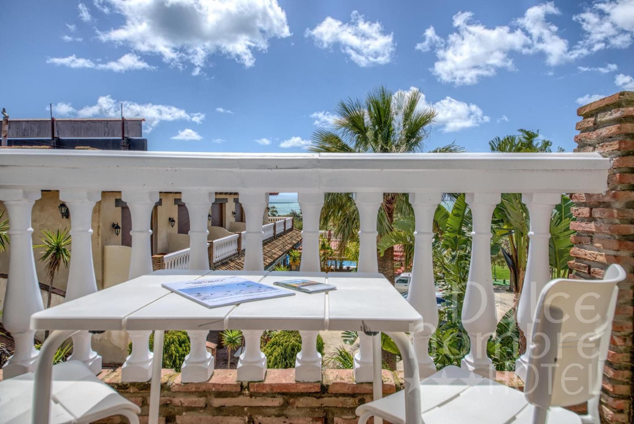 هوتل دولتشي نومبري