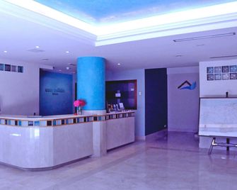 Hotel San Millán - Santander - Front desk