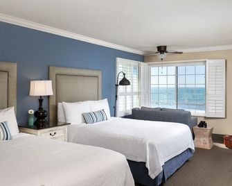 Sand Pebbles Inn - Cambria - Habitación