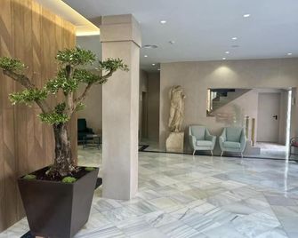 Hotel Nova Roma - Mérida - Recepción