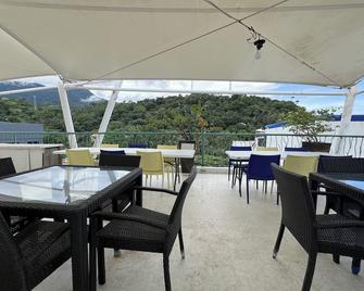 Bangera Inn - Puerto Galera - Nhà hàng