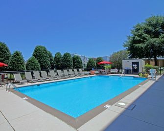 Hampton Inn Norfolk/Chesapeake (Greenbrier Area) - Chesapeake - Piscina