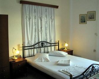 To Kima - Κουφονήσια