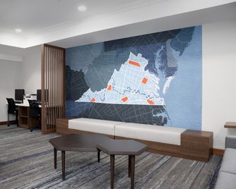 Holiday Inn Express & Suites Alexandria - Fort Belvoir By IHG - Alexandria - Salon