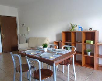 Homiday - Appartamenti Tamerici - Pineto - Sala pranzo
