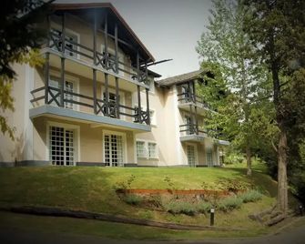 Residencia Pioneros - San Carlos de Bariloche - Toà nhà