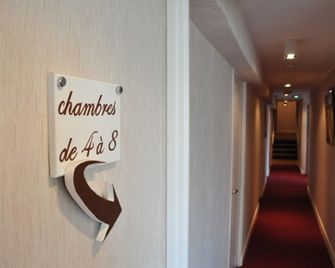Hotel Ty Ru - Riec-sur-Belon - Chodba