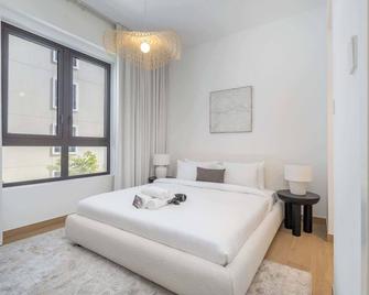 Spectacular 1 Bedroom in La Sirene 4 that Sleeps 4 - ドバイ - 寝室
