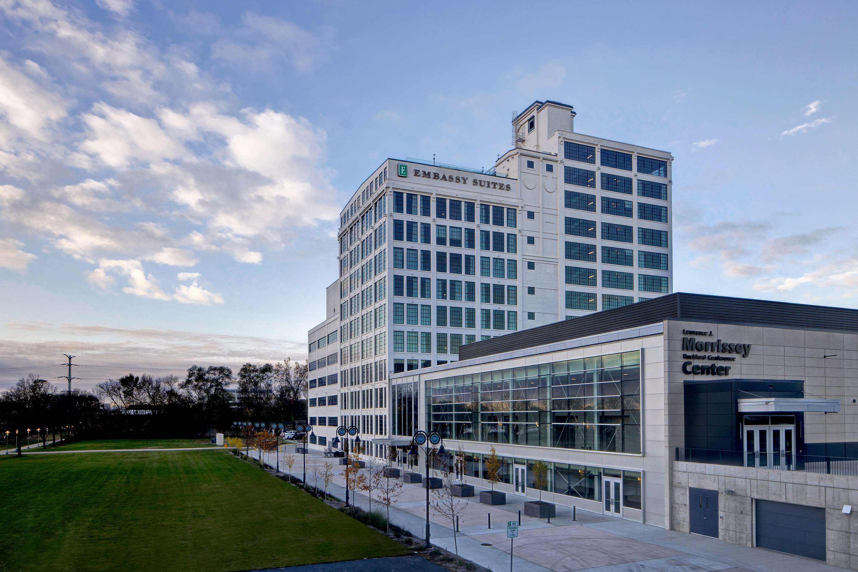 Building view of Embassy Suites by Hilton Rockford Riverfront