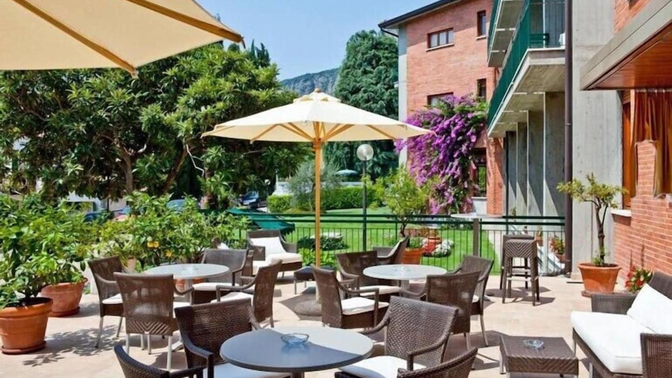Hotel Gabbiano - Garda Lake Collection