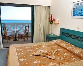Zante Royal Resort - ซาคีนโตส - ห้องนอน