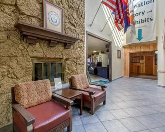 Scenic View Inn - Lake Powell - Page Az - Page - Lobi