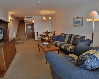 Riviera Beach Hotel, Riviera Holiday Club - Golden Sands - Living room